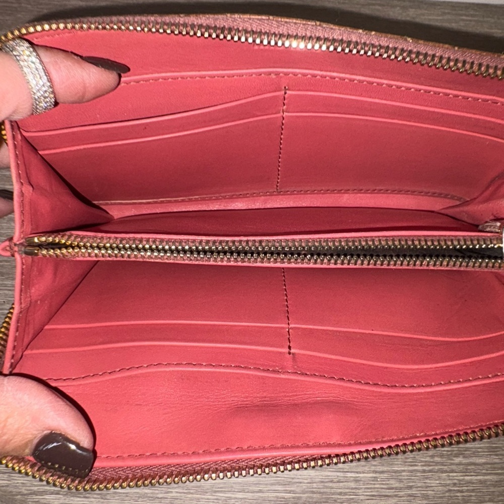 Miu Miu Wallet Bundle - Picture 12 of 12